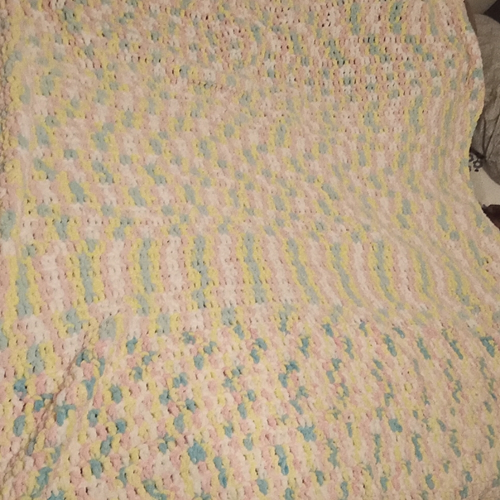 All items Hand made by me Hand made crocheted blanket twin bed or queen